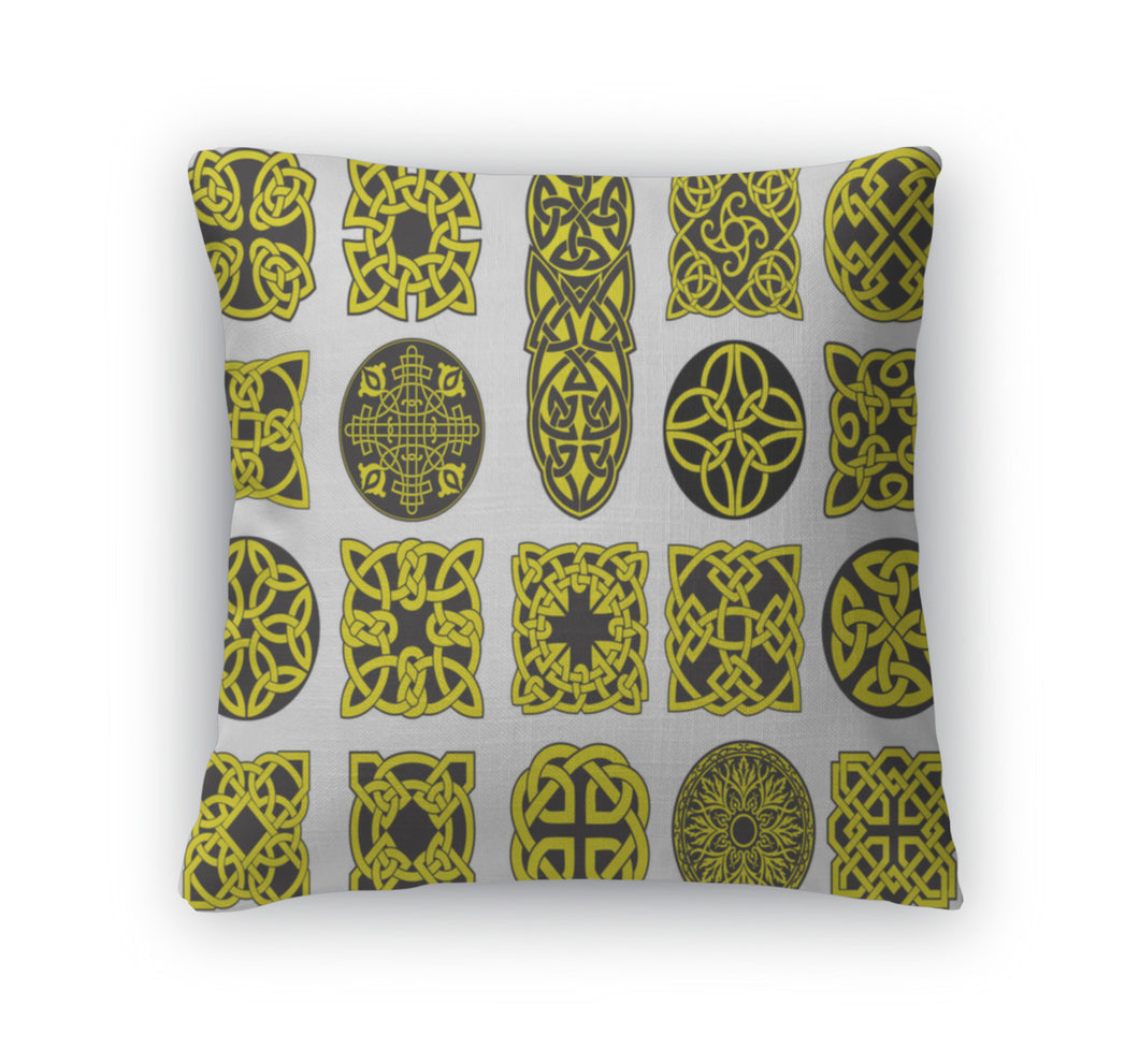 Throw Pillow, Full Celtic Knots