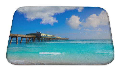 Bath Mat, Daytonbeach In Floridshore With Pier USA