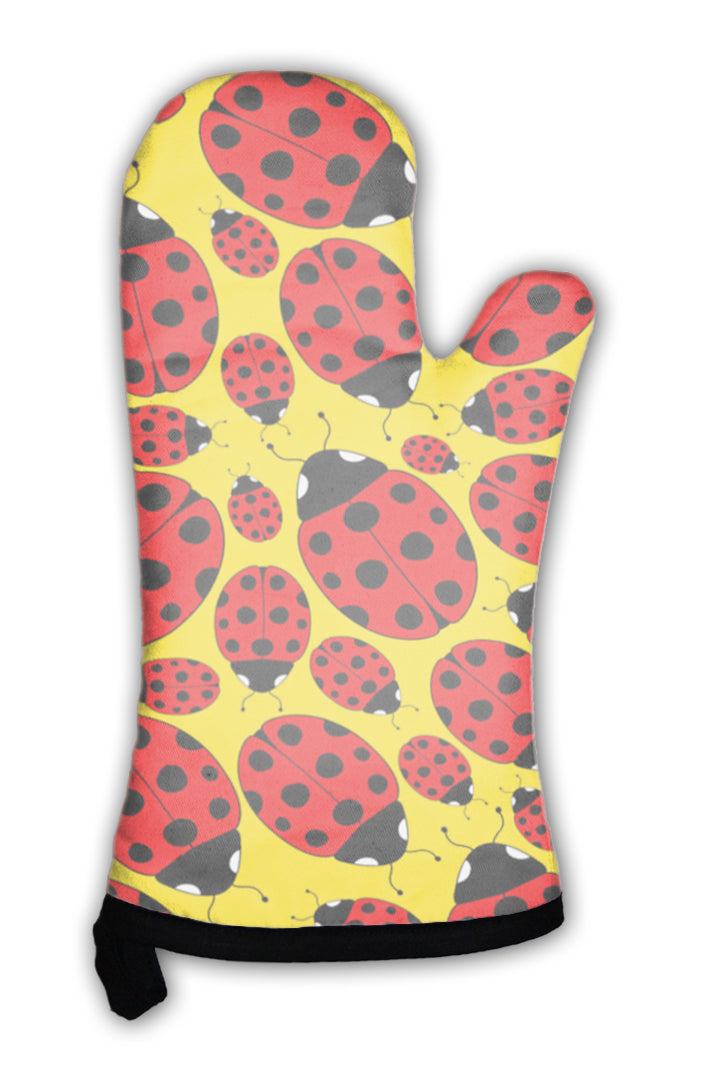 Oven Mitt, Repeating Ladybug Pattern