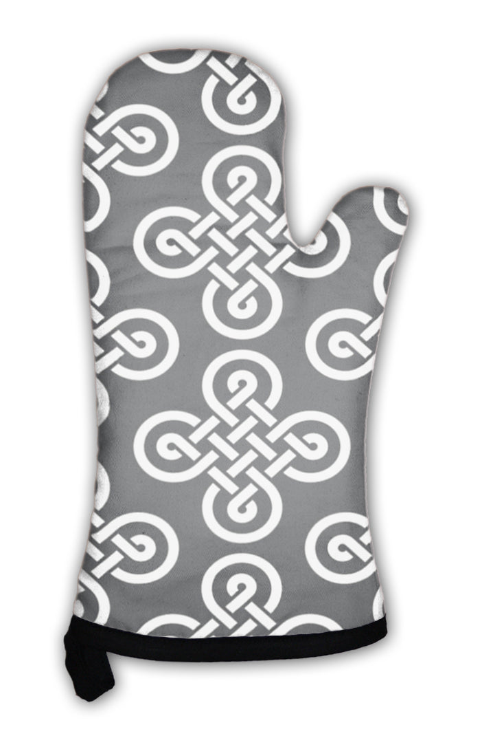 Oven Mitt, Celtic Irish Knots Pattern