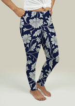 Load image into Gallery viewer, Leggings with Chinese pattern