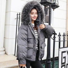 Load image into Gallery viewer, Winter jacket women 2019 fashion warm women down coat female fur collar hooded zipper outwear short winter down jacket women