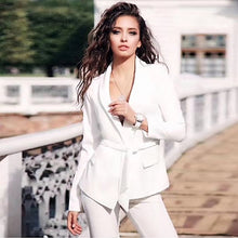 Load image into Gallery viewer, Misty