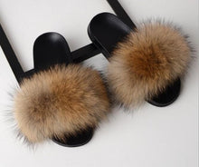 Load image into Gallery viewer, COOLSA Ladies Colorful Fox Fur Fluffy Slippers Women&#39;s Lovely Plush Real Fox Hair Slides Party Furry Flip Flops Women&#39;s Sandals