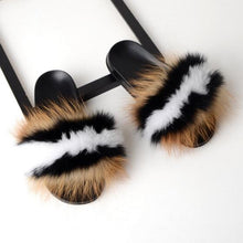 Load image into Gallery viewer, COOLSA Ladies Colorful Fox Fur Fluffy Slippers Women&#39;s Lovely Plush Real Fox Hair Slides Party Furry Flip Flops Women&#39;s Sandals