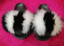 Load image into Gallery viewer, COOLSA Ladies Colorful Fox Fur Fluffy Slippers Women&#39;s Lovely Plush Real Fox Hair Slides Party Furry Flip Flops Women&#39;s Sandals